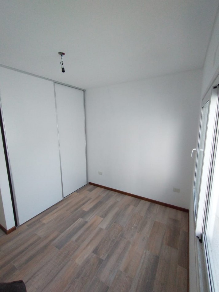 Hermoso Triplex a Estrenar en Florida. Excelente Ubicacion!