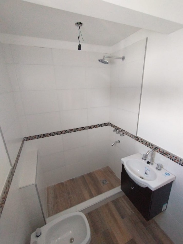 Hermoso Triplex a Estrenar en Florida. Excelente Ubicacion!