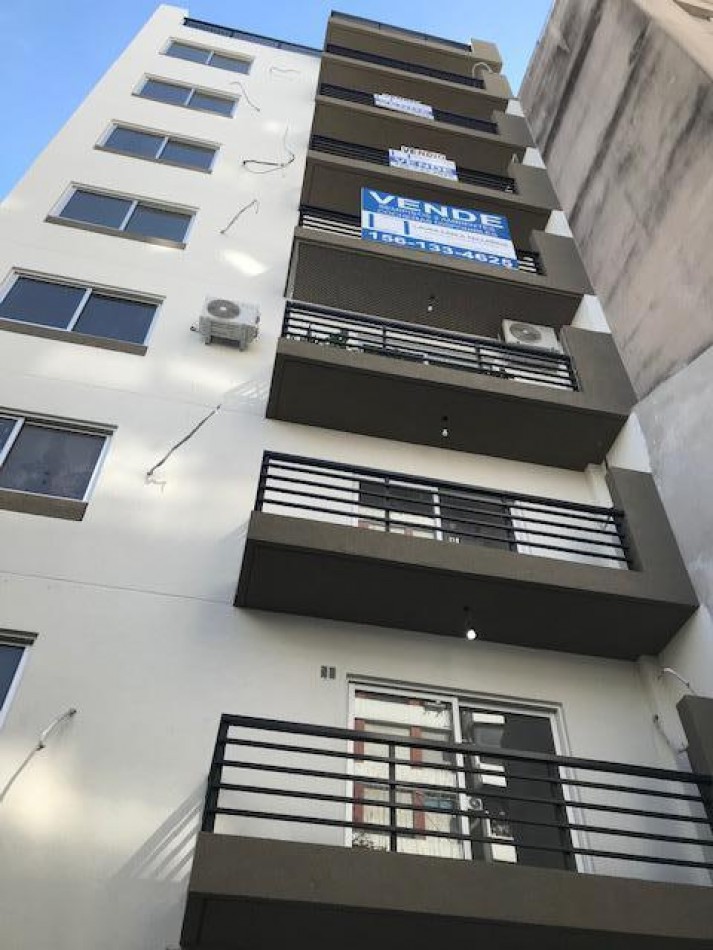 Semipiso 2 Ambientes a Estrenar + Parrilla