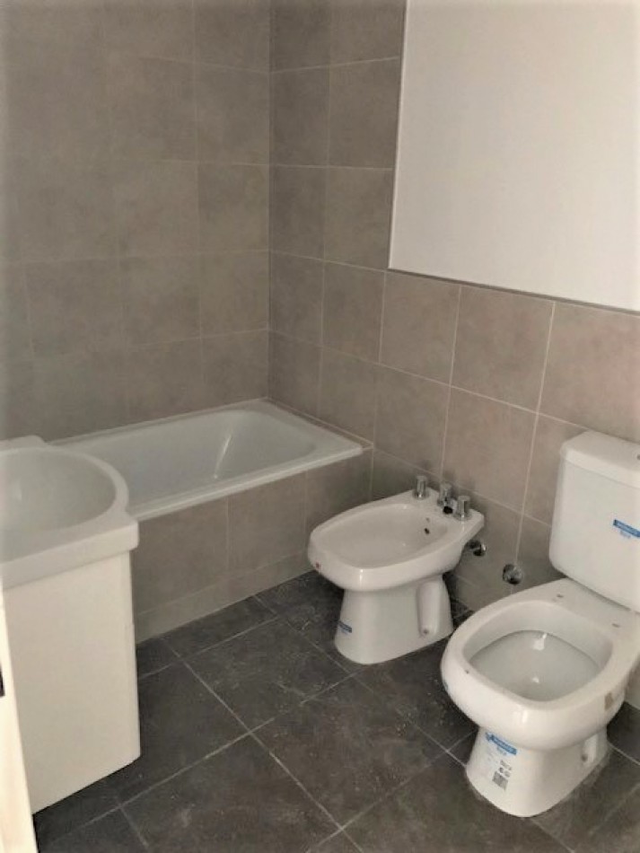 Semipiso de 2 Ambientes a Estrenar + Parrilla