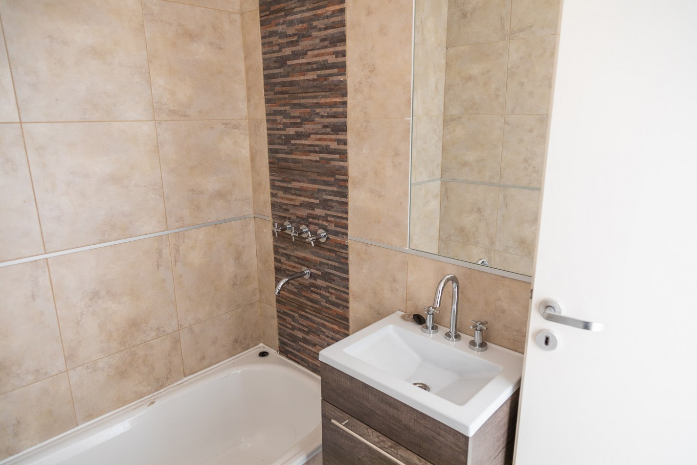 Departamento Tipo Duplex - Jose Leon Suarez