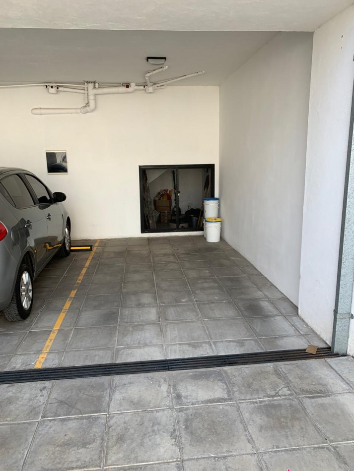 Cochera Cubiera en Villa Ballester! Oportunidad!