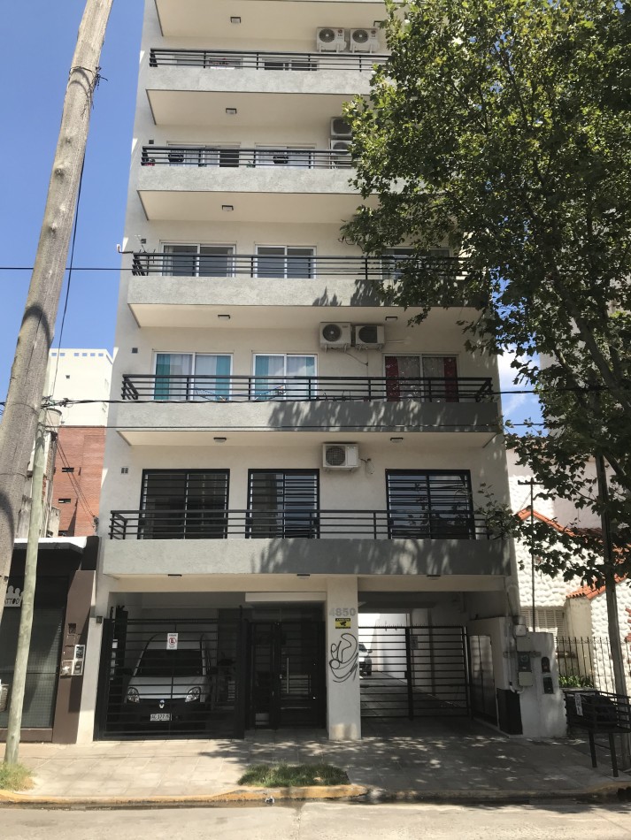 Cochera Cubiera en Villa Ballester! Oportunidad!