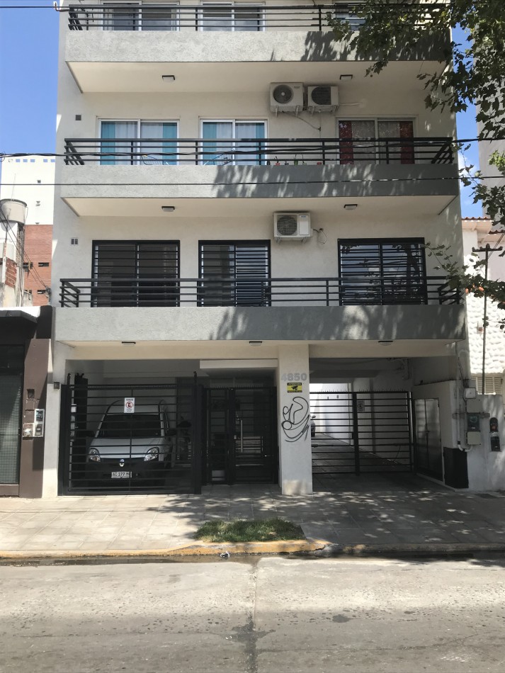 Cochera Descubierta en Villa Ballester!