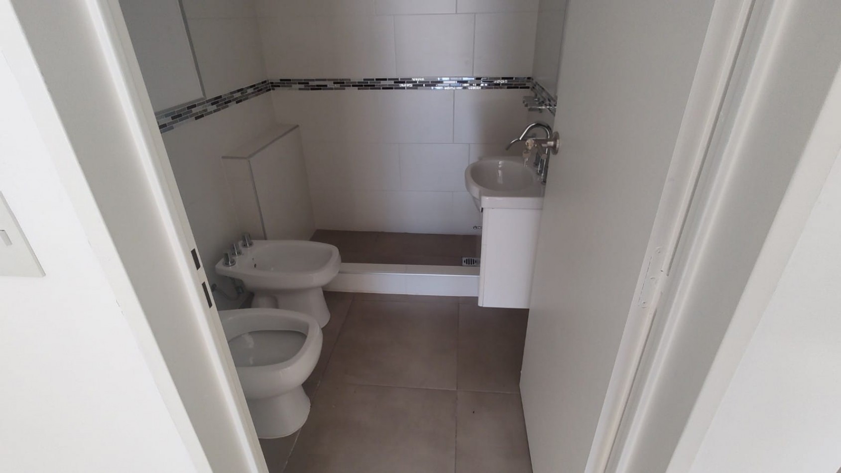 Dos ambientes a estrenar c/cochera · 46m² - Florida