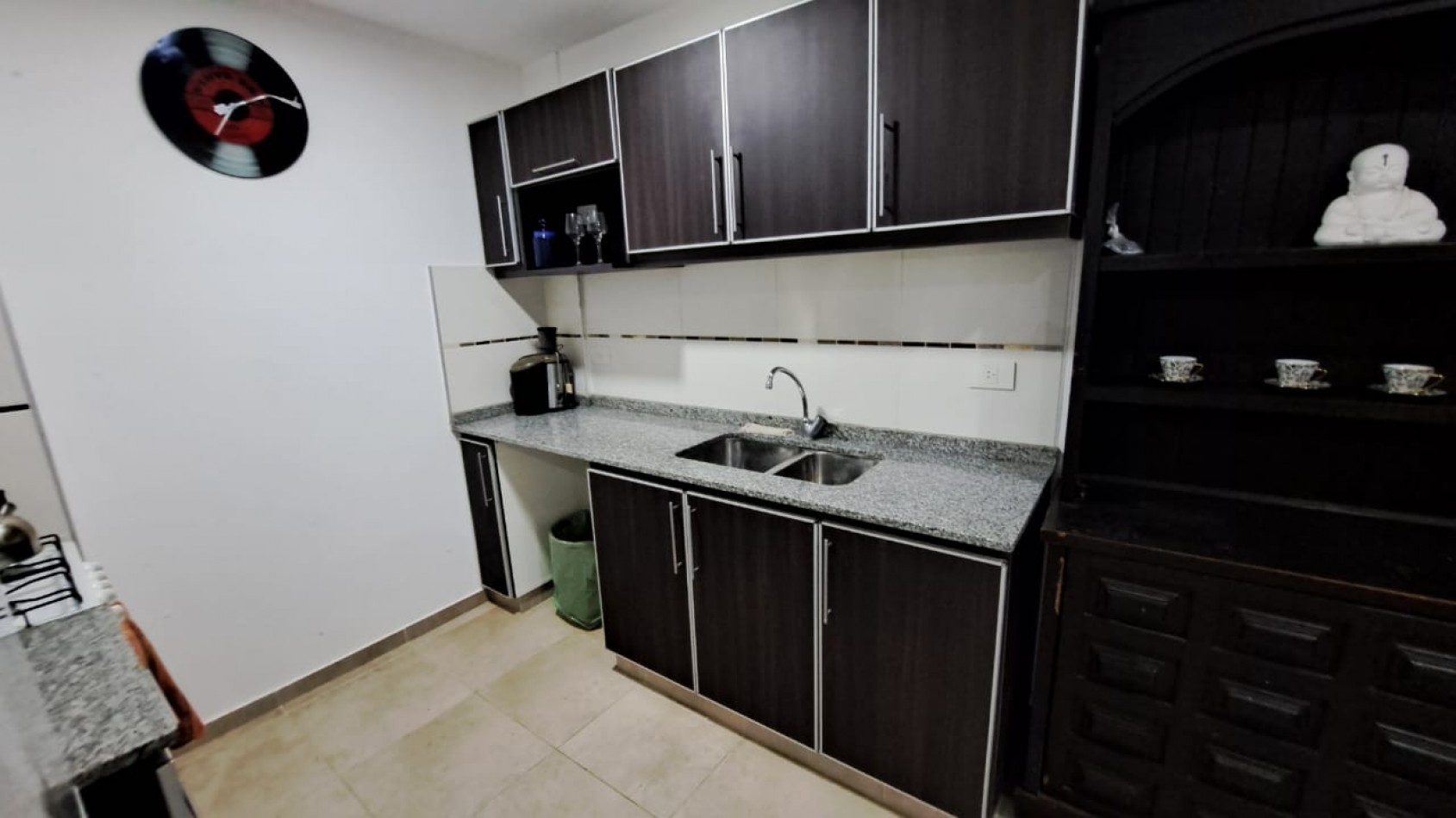 Departamento en alquiler Florida Mitre/este, Muy Luminoso, 2 Amb.