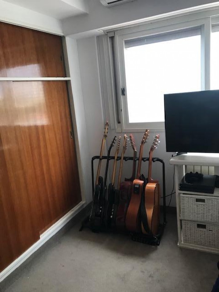 Increible Departamento en Caseros! 4 Ambientes con La Mejor Ubicacion!