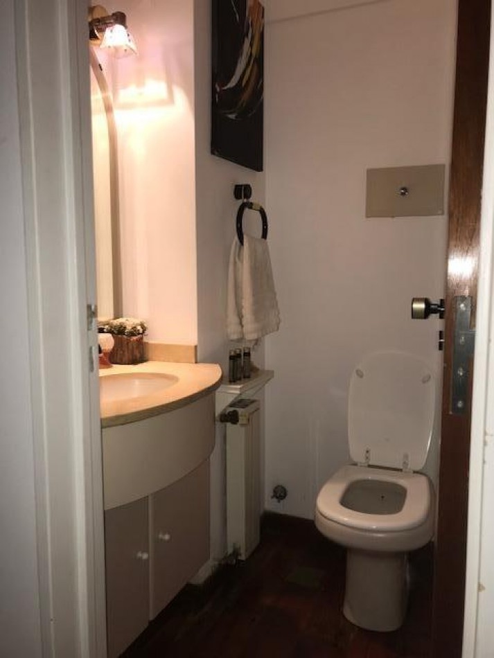 Increible Departamento en Caseros! 4 Ambientes con La Mejor Ubicacion!