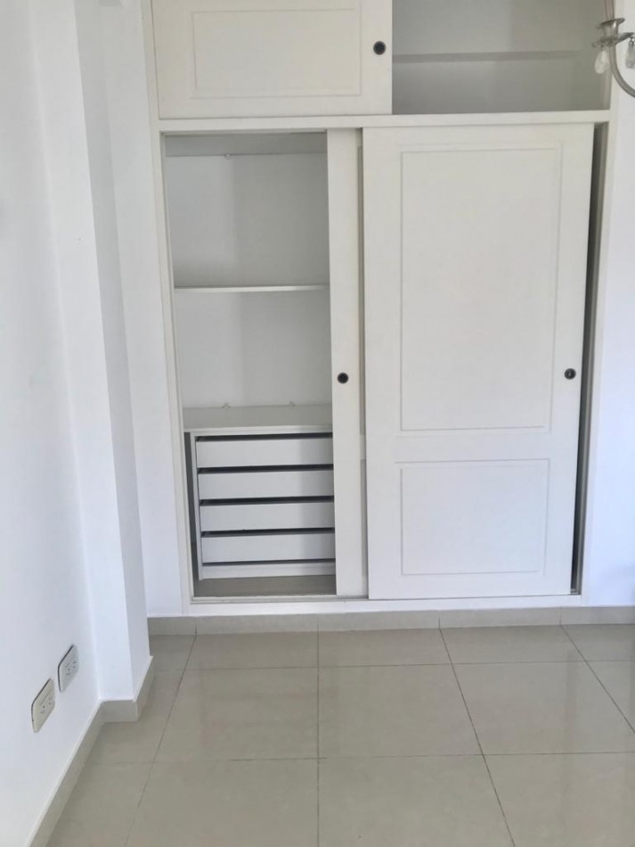 Impecable Departamento en Duplex en Florida!