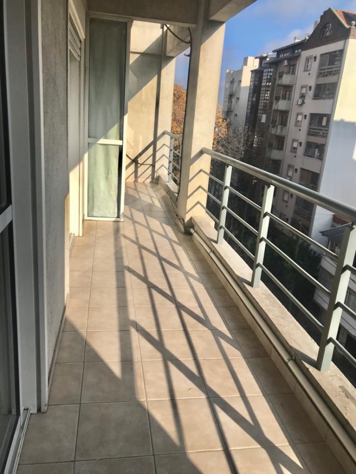 Impecable Departamento en Duplex en Florida!