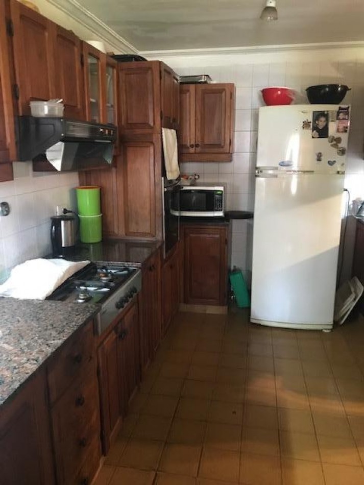 Calida Casa de 5 Ambientes en La Horqueta. Digna de Ver!