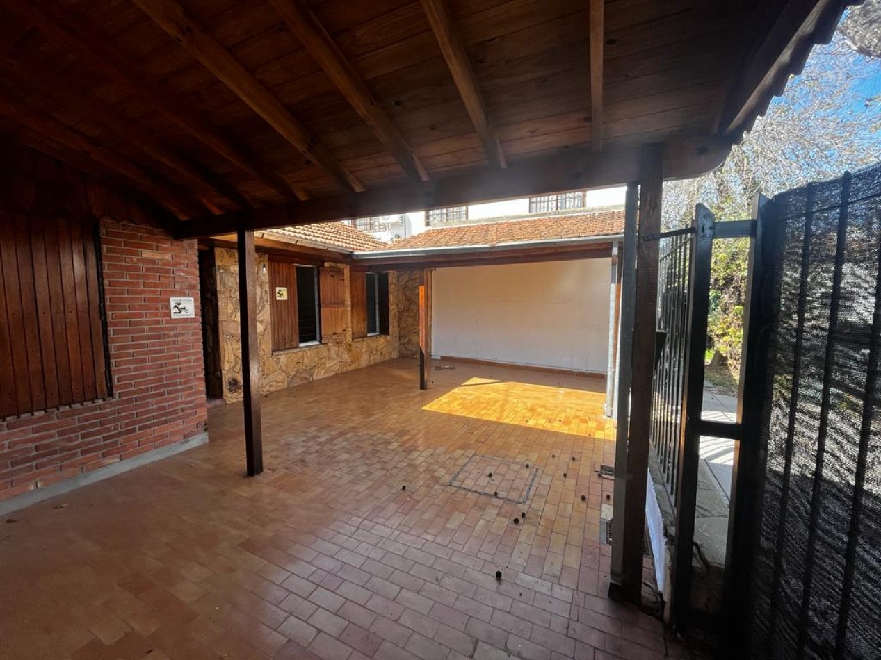 CASA 4 ambientes en alquiler en Olivos