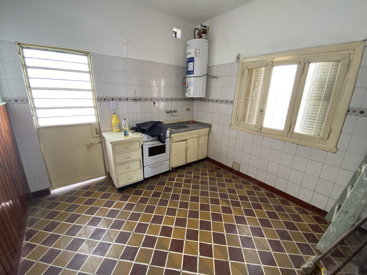 PH Planta Baja Frente con Cochera y Patio - 2 Amb - Sin Expensas