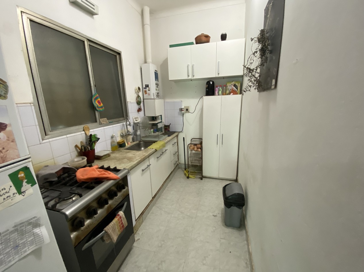 Hermosa casa de tres ambientes con jardin en Virreyes