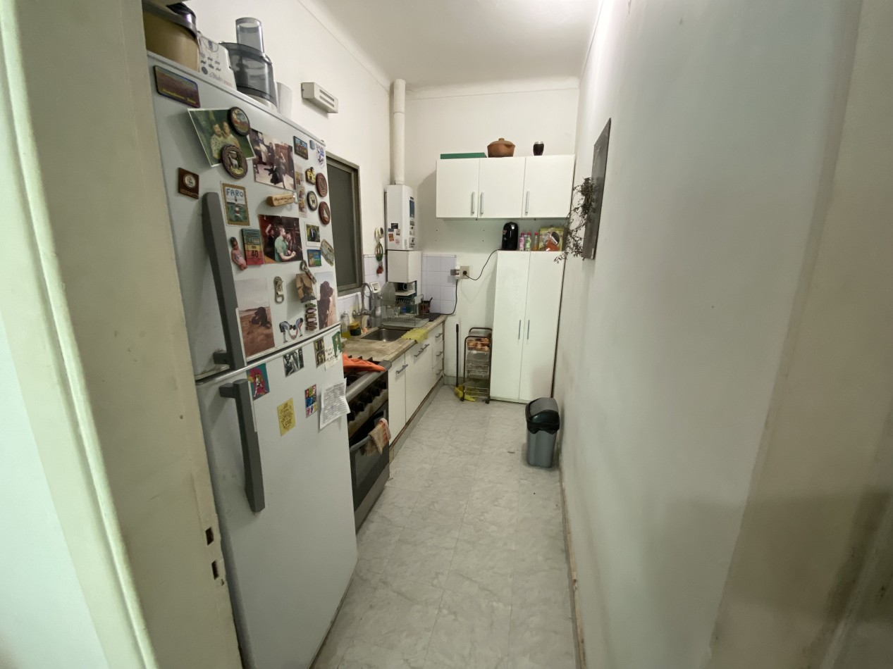 Hermosa casa de tres ambientes con jardin en Virreyes