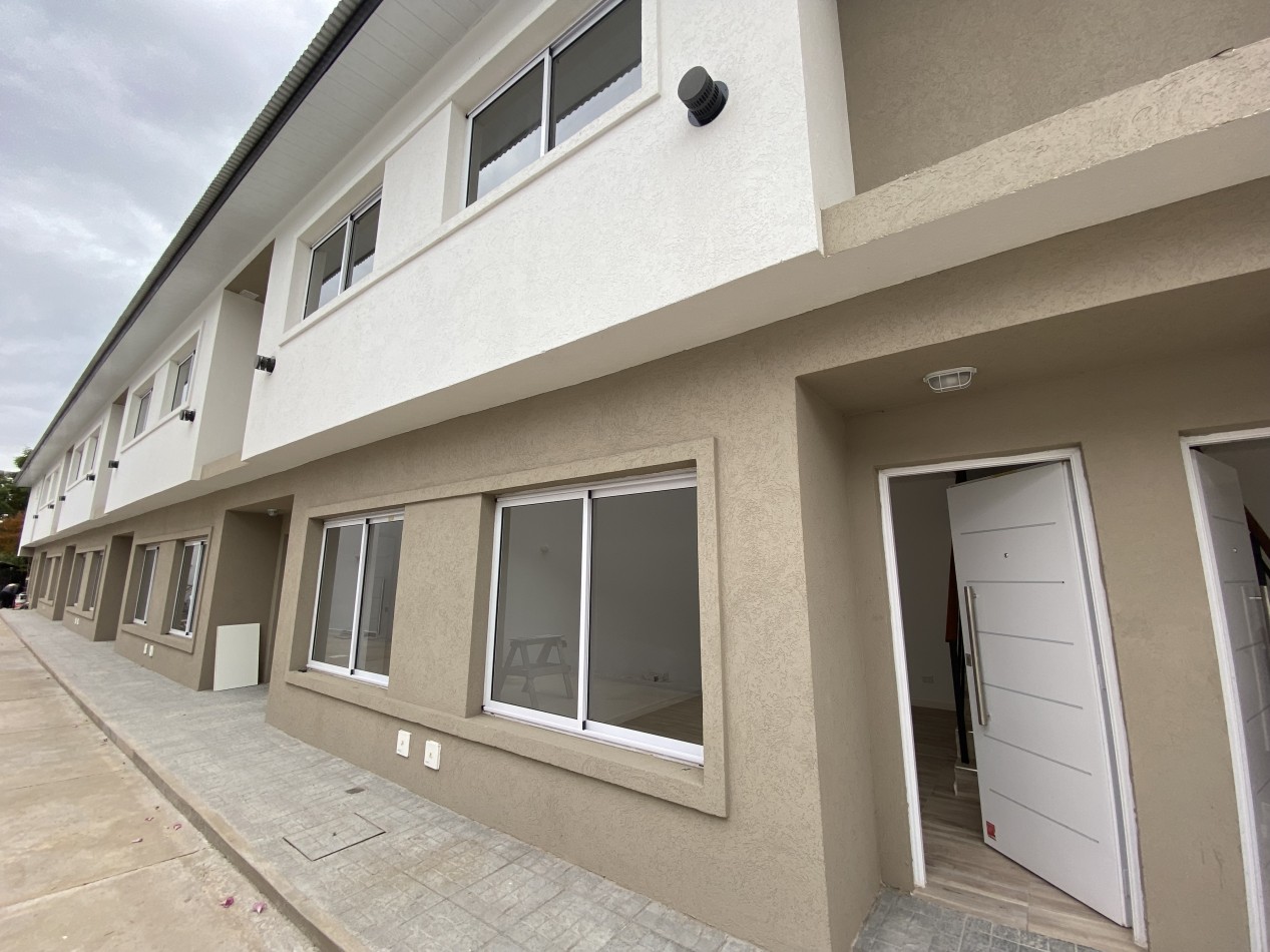 Espectacular duplex a estrenar de tres ambientes en Bella Vista!