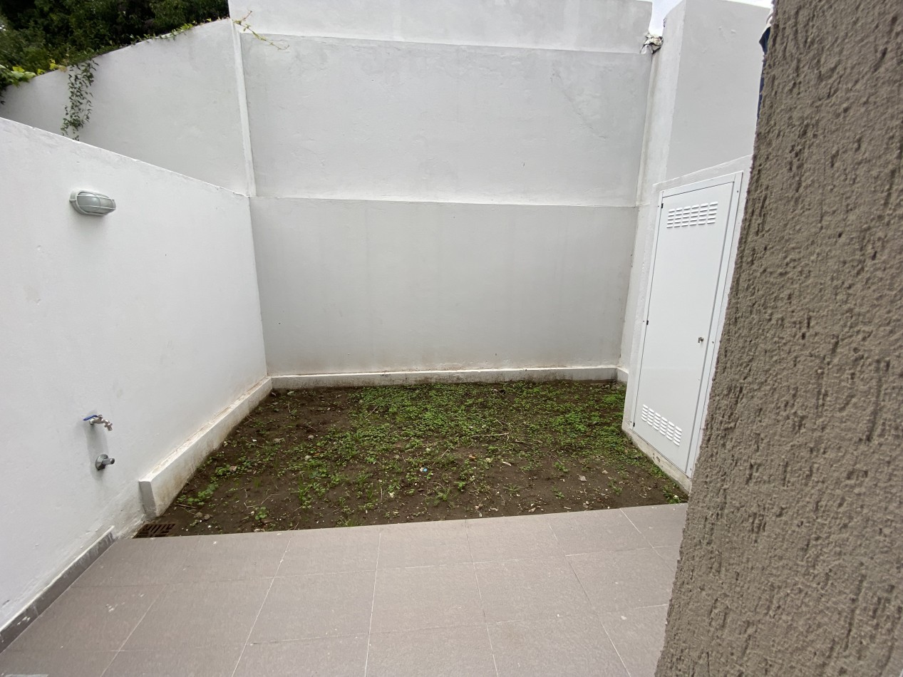 Espectacular duplex a estrenar de tres ambientes en Bella Vista!