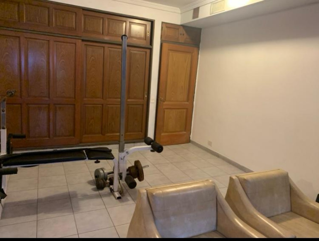 Hermosa casa de 5 ambientes en Olivos!