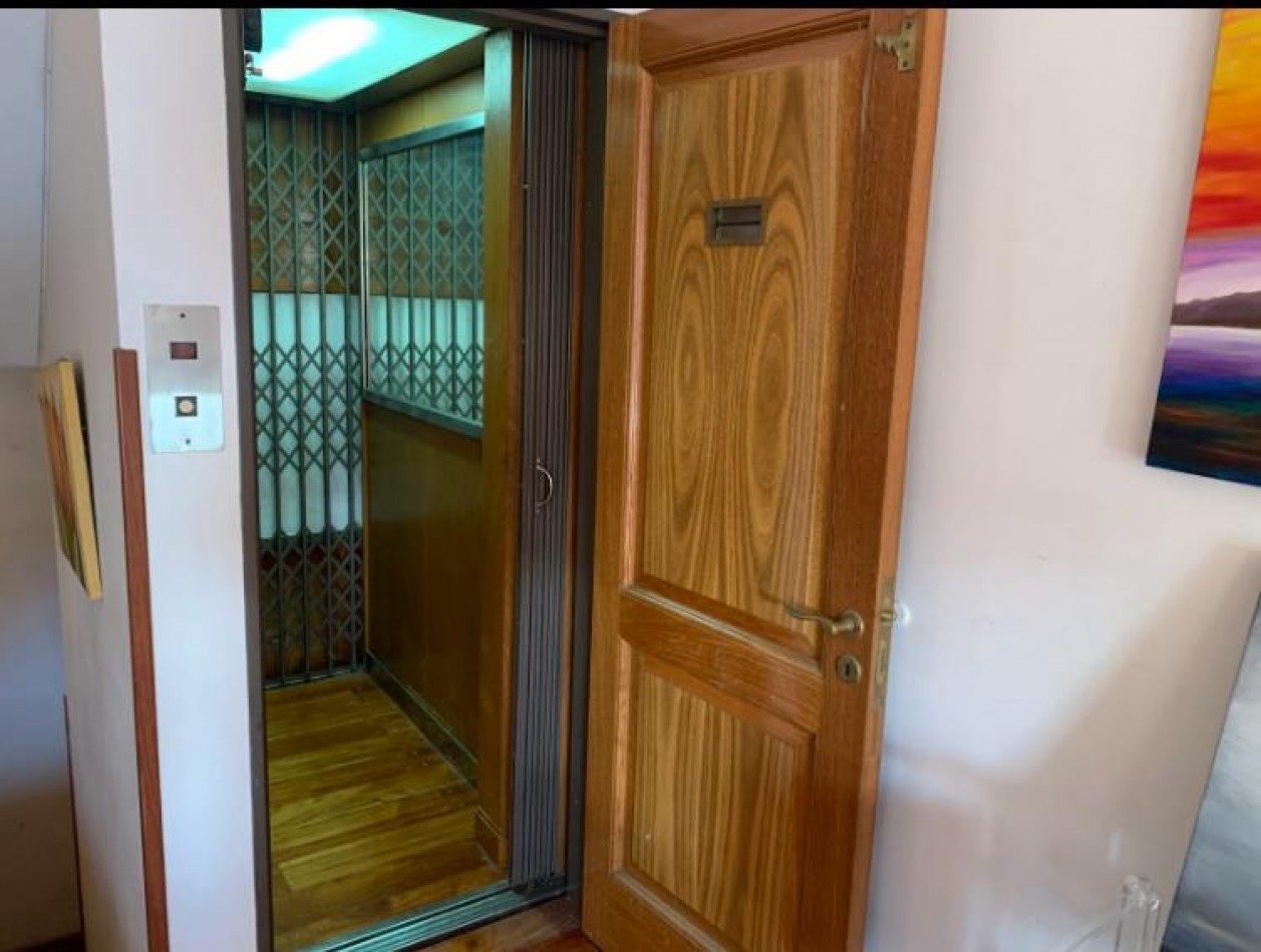Hermosa casa de 5 ambientes en Olivos!