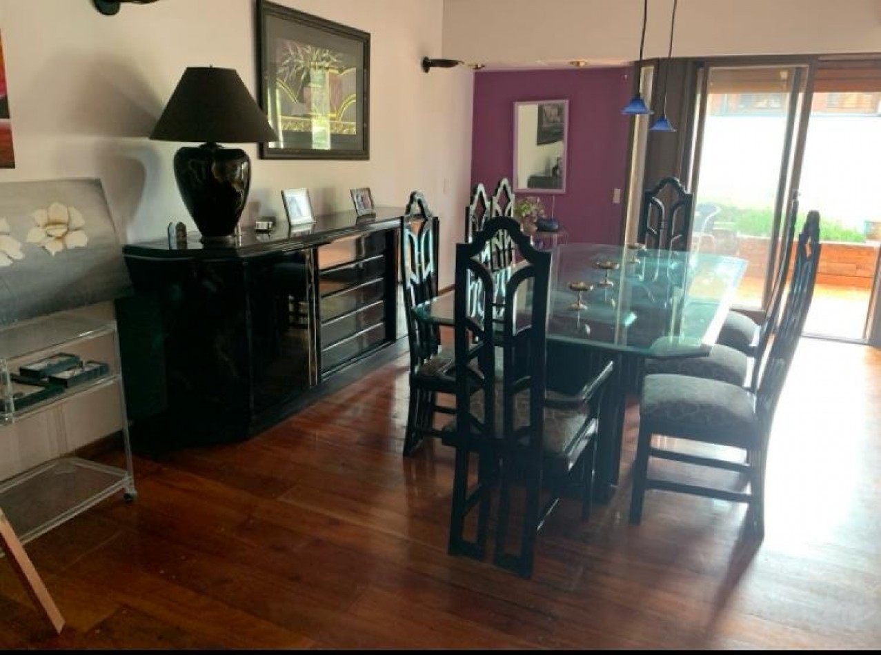 Hermosa casa de 5 ambientes en Olivos!