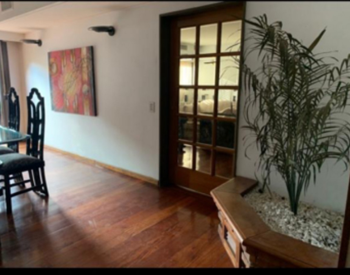 Hermosa casa de 5 ambientes en Olivos!