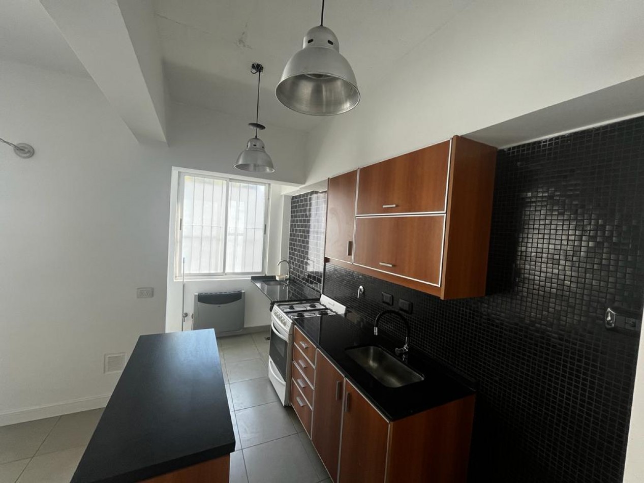 Impecable departamento tipo duplex en Villa Urquiza! Bajisimas expensas