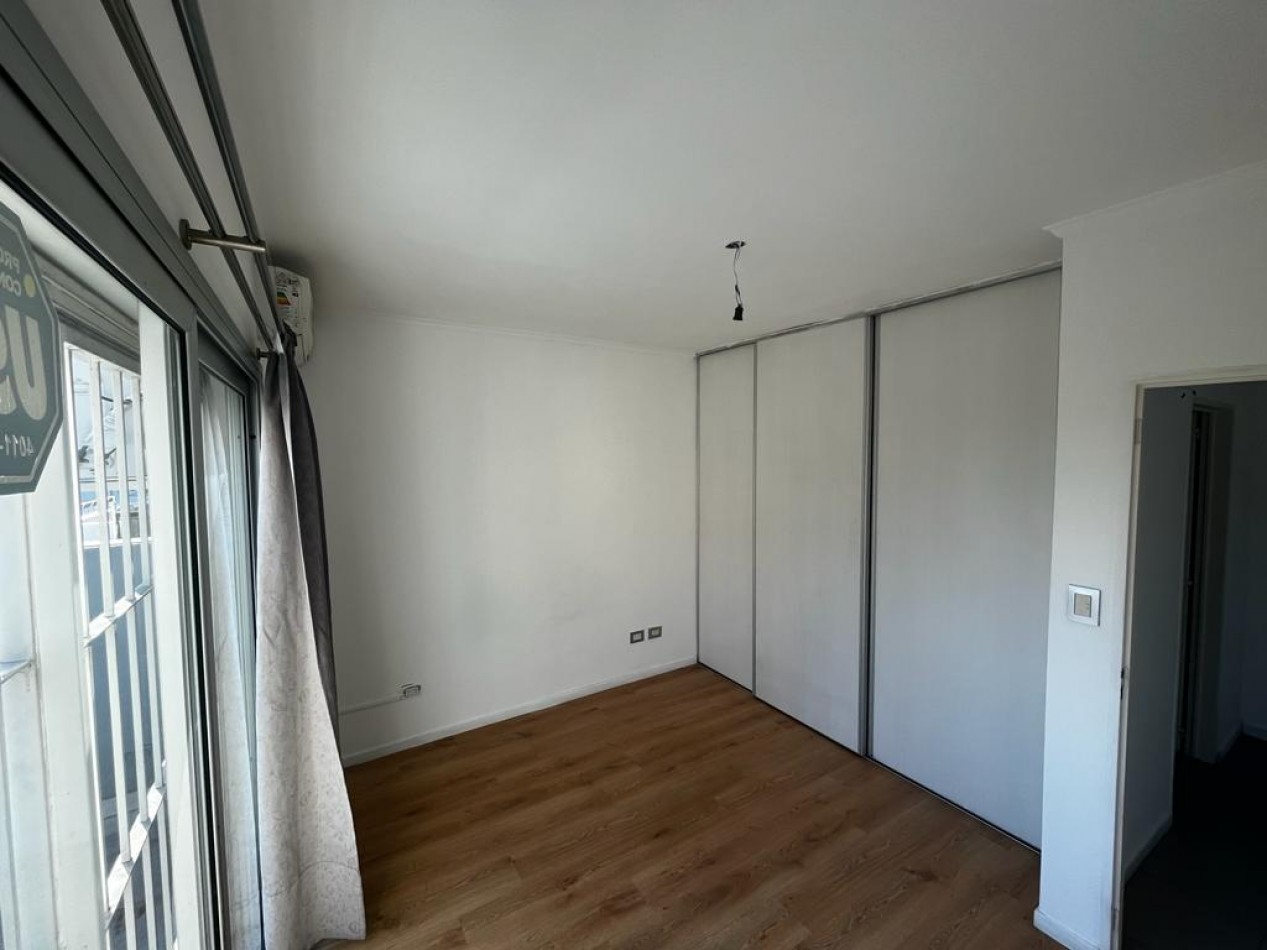 Impecable departamento tipo duplex en Villa Urquiza! Bajisimas expensas
