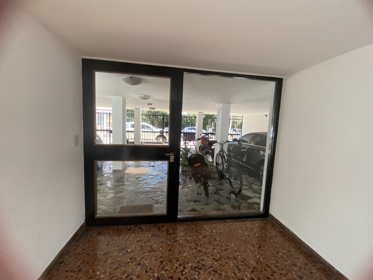 Luminoso dos ambientes en Vicente Lopez en alquiler