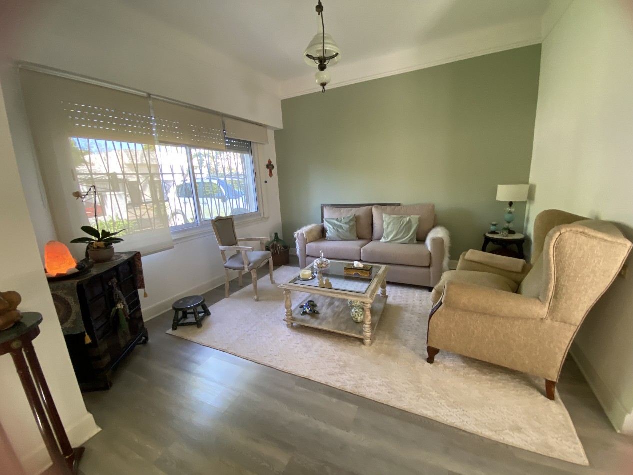 Hermosa casa en venta de cinco amb. en Boulogne!