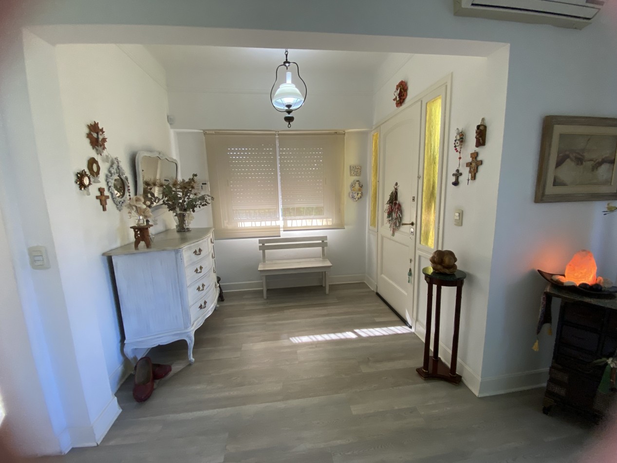 Hermosa casa en venta de cinco amb. en Boulogne!