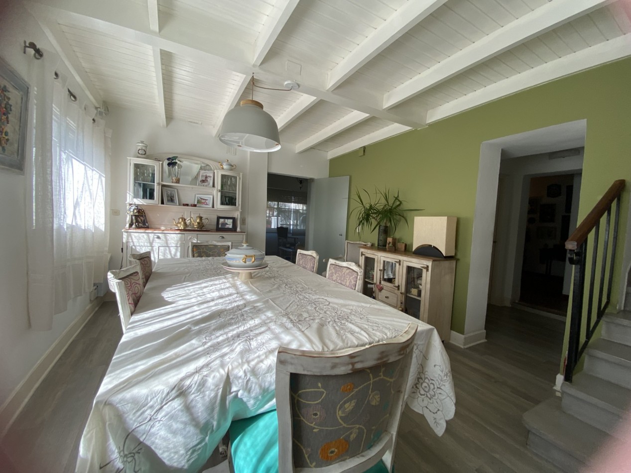 Hermosa casa en venta de cinco amb. en Boulogne!