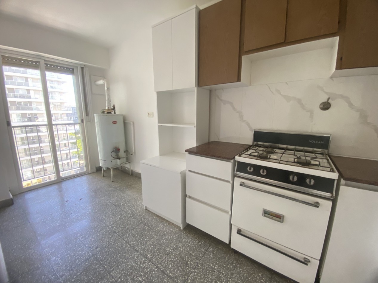 Impecable departamento de tres ambientes en alquiler en Florida!