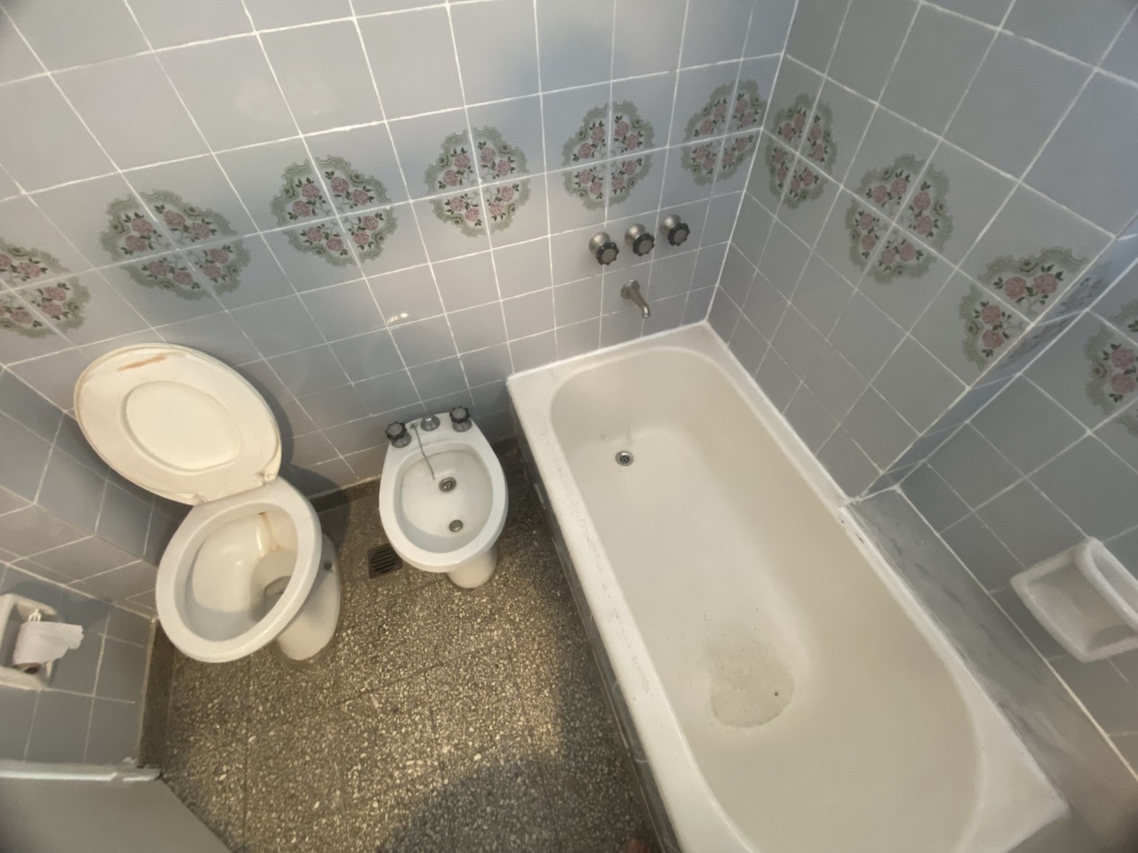 Impecable departamento de tres ambientes en alquiler en Florida!