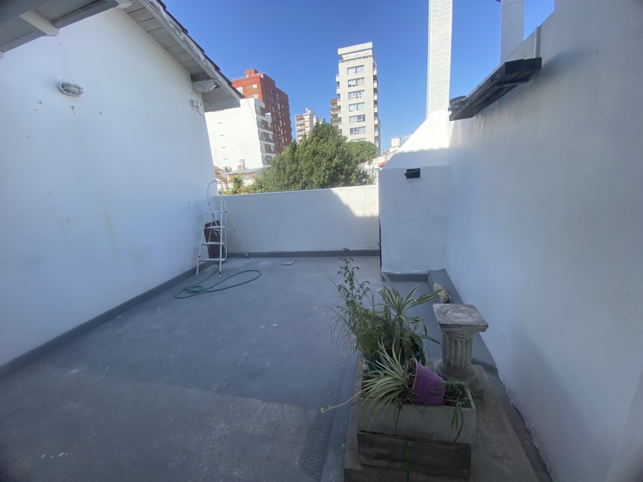 IMECABLE PH DE TRES AMBIENTES EN ALQUILER EN OLIVOS