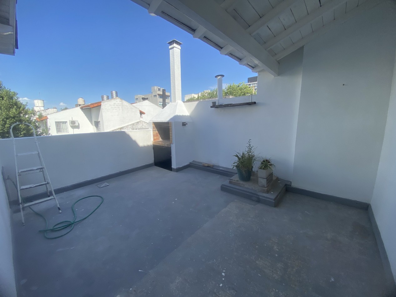 IMECABLE PH DE TRES AMBIENTES EN ALQUILER EN OLIVOS