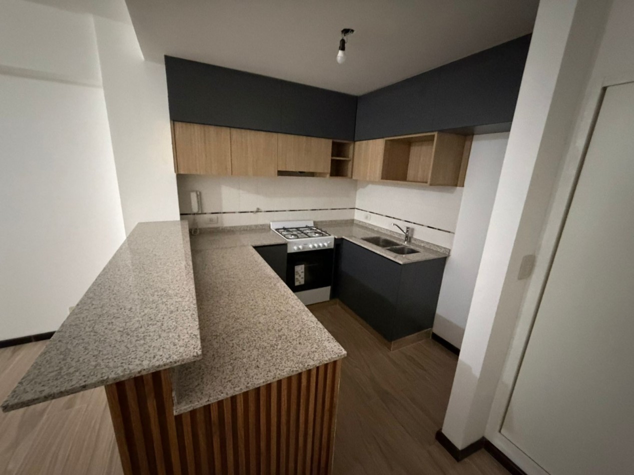 Impecable departamento a estrenar de tres ambientes en venta en Parque Chacabuco!