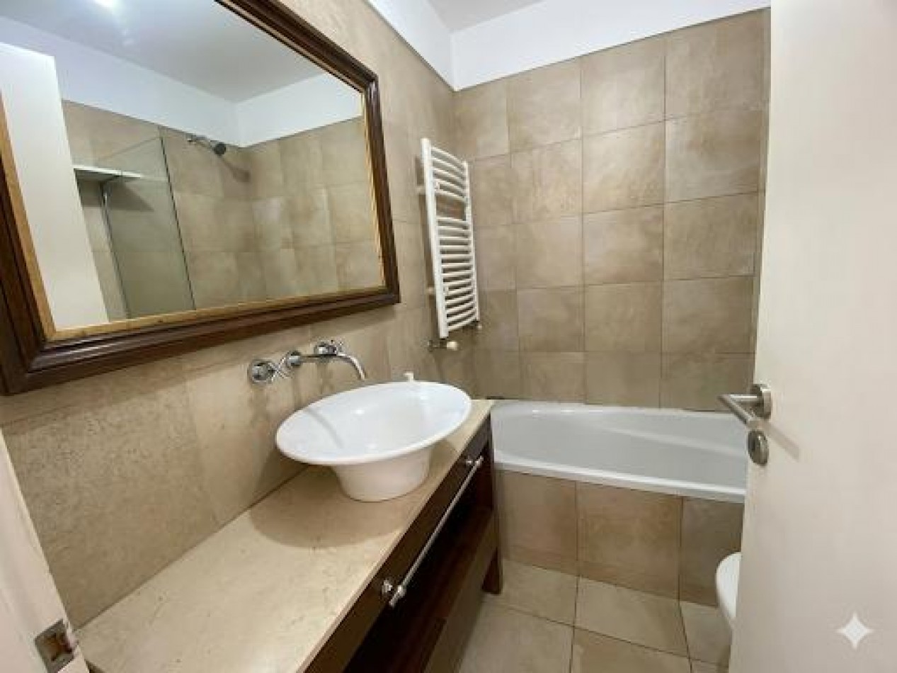 Impecable tres amb  + amplio sum privado con terraza y con cochera en alquiler - Florida