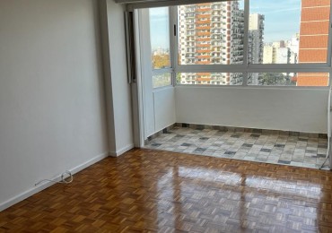 Departamento 3 amb. con baulera sobre Av. Maipu con  Renta