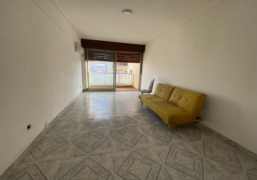 Gran dos ambientes en alquiler  - Florida