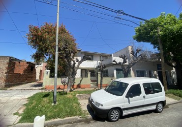 Casa de 3 amb en PB + casa en PA con entrada independiente en Villa Bonich